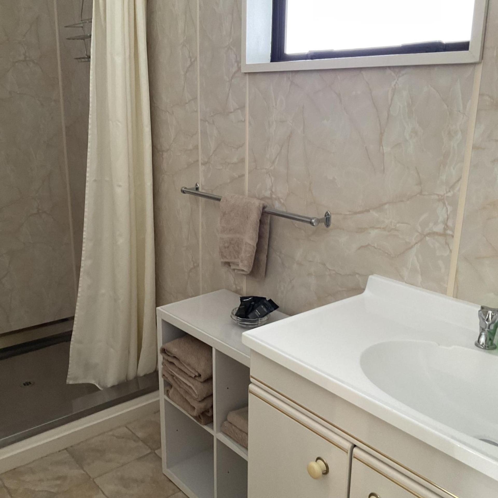 Alexandra Garden Court Motel Экстерьер фото